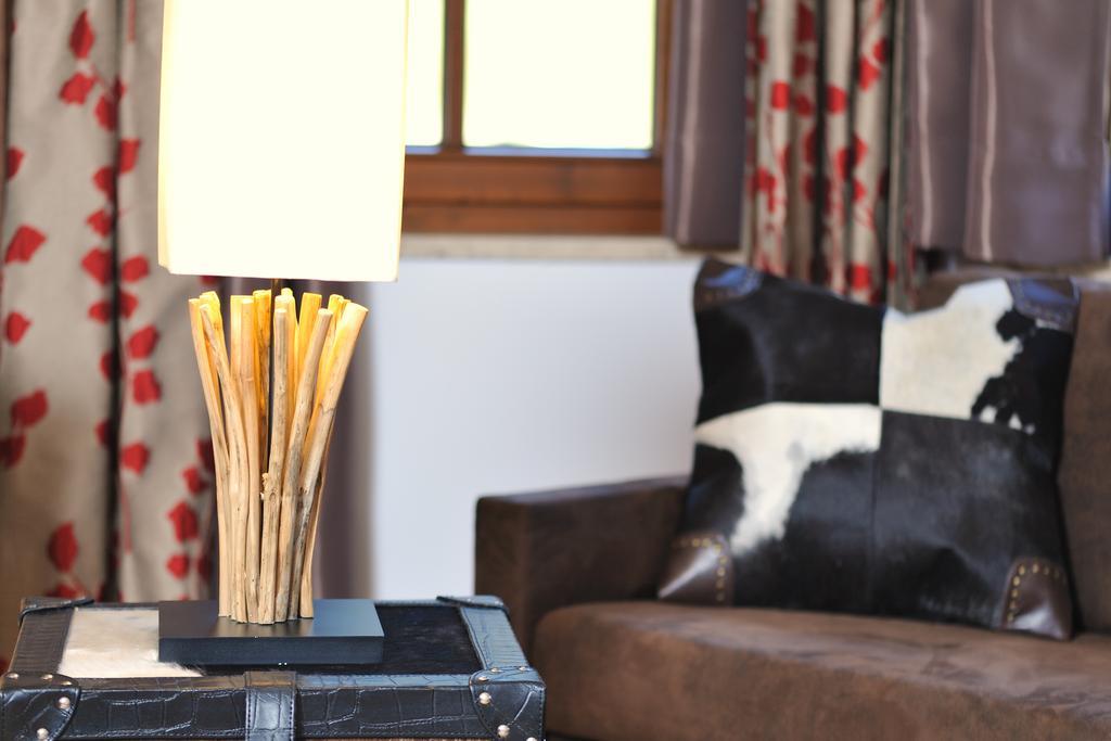 Alpinlounge Raetia Appartements Ischgl Szoba fotó