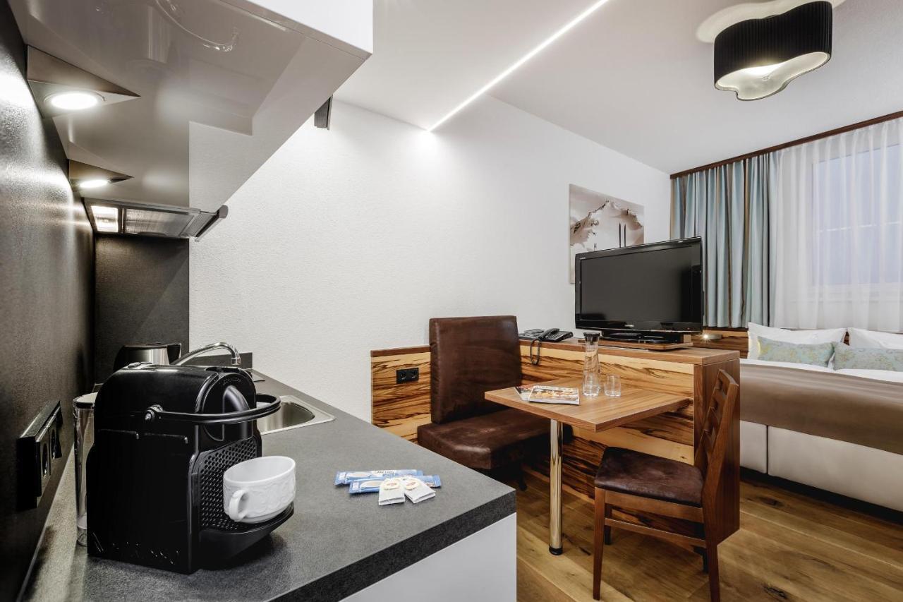 Alpinlounge Raetia Appartements Ischgl Kültér fotó