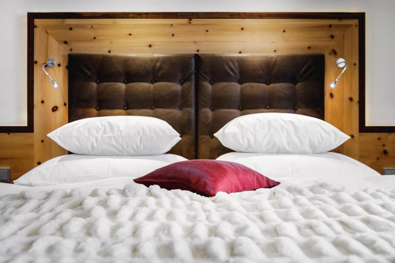 Alpinlounge Raetia Appartements Ischgl Kültér fotó