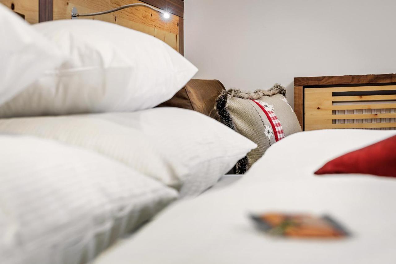 Alpinlounge Raetia Appartements Ischgl Kültér fotó